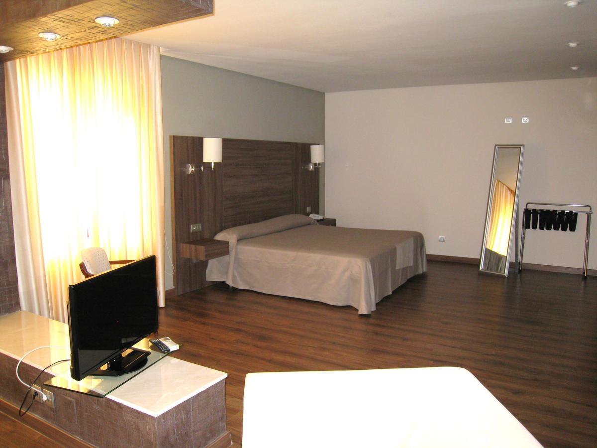 Hotel Balneario De Ledesma Vega de Tirados Exteriér fotografie